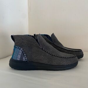 Hey Dude Denny heavy Canvas boots crafted size 11 women's gray blue teal Aztec